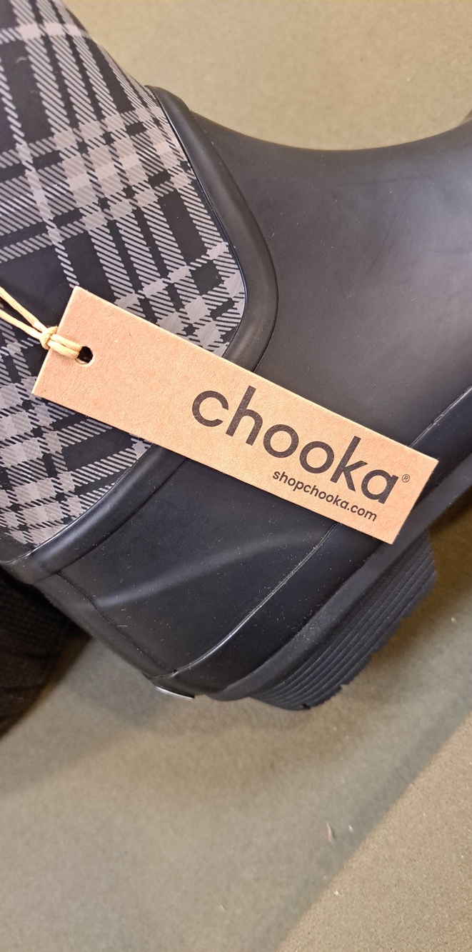 Chooka Blair Plaid Waterproof Rain Boot - Color: Black/Tan - Size: Women 8 - Picture 11 of 11
